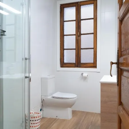 Av Menendez Valdes 3 Apartment